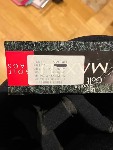 Photo of free Small golf bag (Artane, Dublin 5) #1