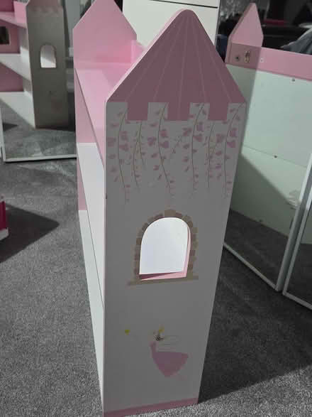 Photo of free Girl's Bookcase (Burton DE13) #3