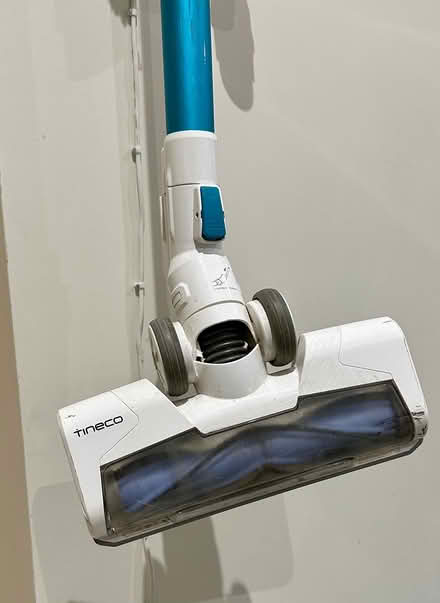 Photo of free Tineco cordless vacuum (BH14) #3