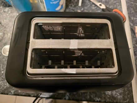 Photo of free Tescos toaster (IG6 3s) #3