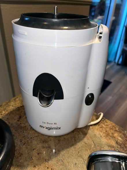 Photo of free Magimix Le Duo Juicer (Glasnevin D09 A7P8) #2