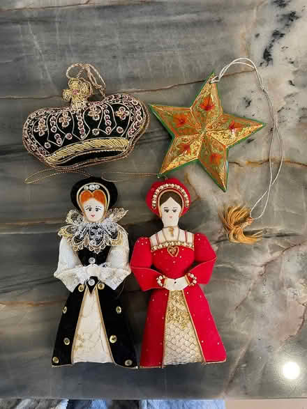 Photo of free Christmas Ornaments & Icicle Lights (Pound Ridge) #1