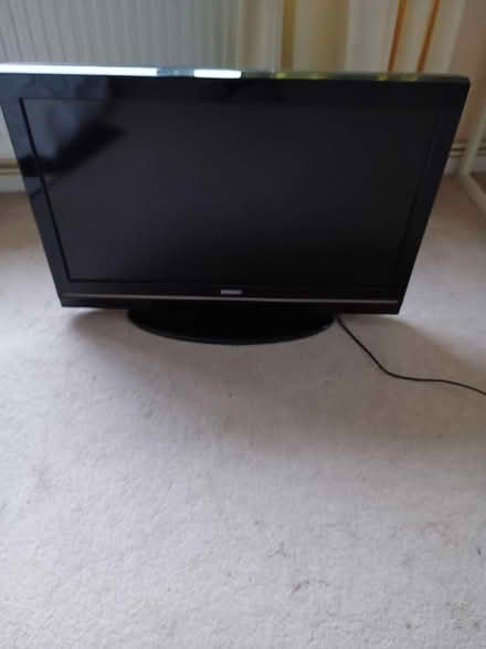Photo of free 32" tv (Sheffield Northern General S5) #1