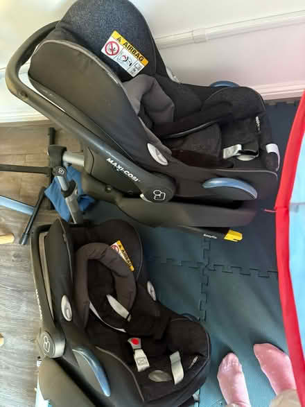 Photo of free Isofix car seat with base (B66 Smethwick) #1