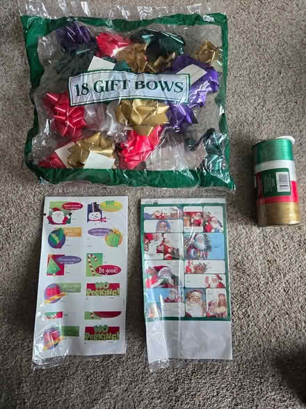 Photo of free Ribbon, gift tags, bows (Tigard) #1