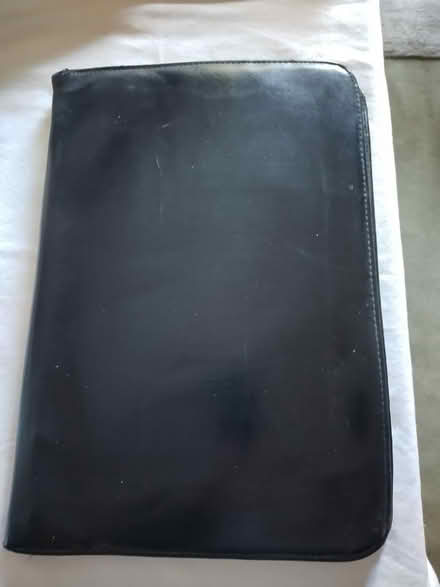 Photo of free Students folding notes case (Hereford HR4) #2