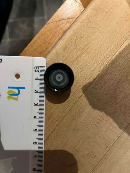 Photo of free lids for small bottles 5ml - 100ml (Wanstead E11) #3