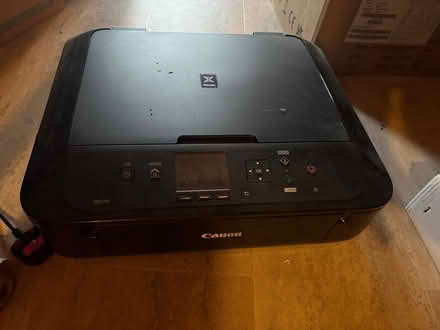 Photo of free Working printer and scanner - cannon (Sutton Pools OX14) #1