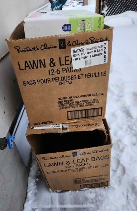 Photo of free 4 boxes (Wellington Village) #1
