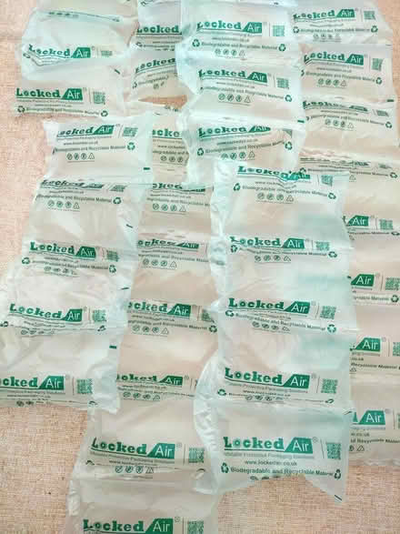 Photo of free Air pockets for packing (Wollaston DY8) #1