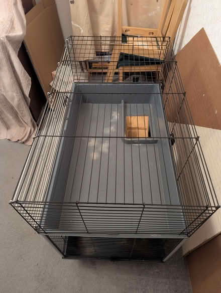 Photo of free Indoor rabbit or guinea pig hutch (East End Park LS9) #2