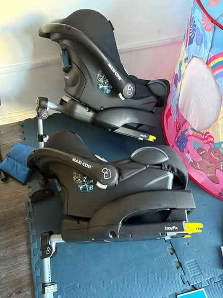 Photo of free Isofix car seat with base (B66 Smethwick) #3