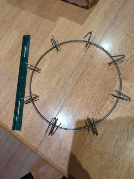 Photo of free Frame for wreath (Centrepoint) #1