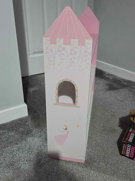 Photo of free Girl's Bookcase (Burton DE13) #2