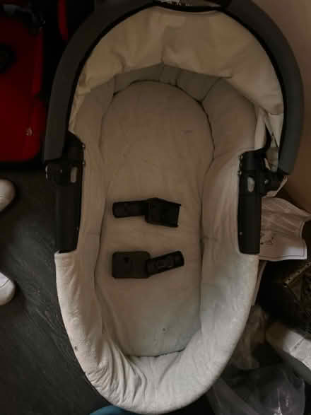 Photo of free Quinny baby carrycot bassinet (CV2) #1