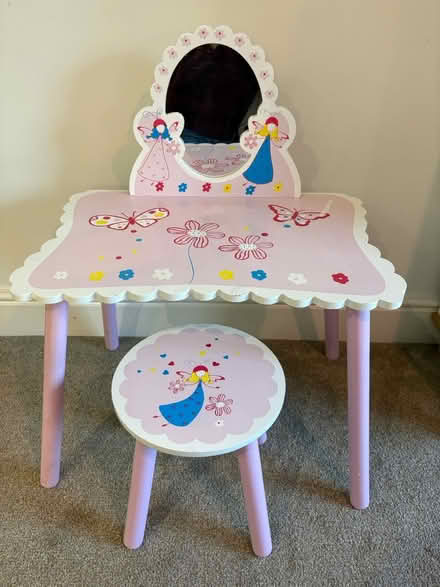 Photo of free Kids dressing table & stool (Spondon DE21) #1
