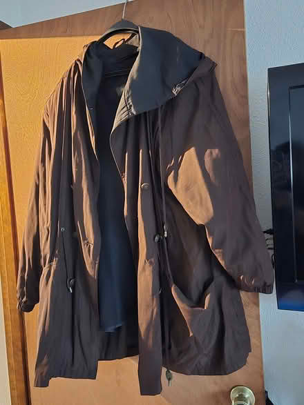 Photo of free Womens heavy, warm coat (Tigard) #1