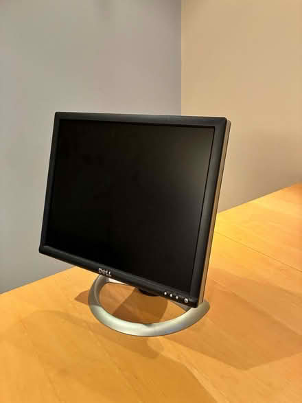 Photo of free 17 inch Dell Screen with adjustable stand (Gravel Hill SL9) #1