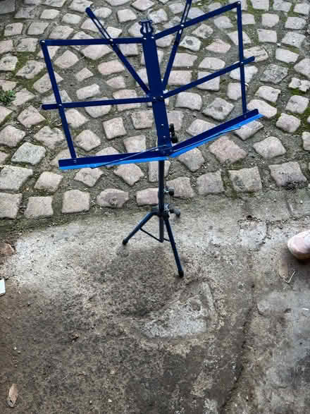 Photo of free Music stand (Edwalton NG12) #1