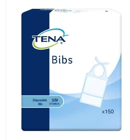 Photo of free 11 large bed pads + Tena adult bibs (Oaklands nr Welwyn AL6) #1