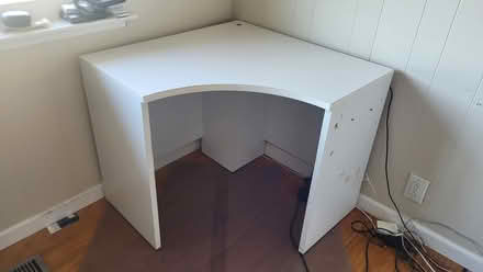 Photo of free White corner desk (San Carlos CA) #1