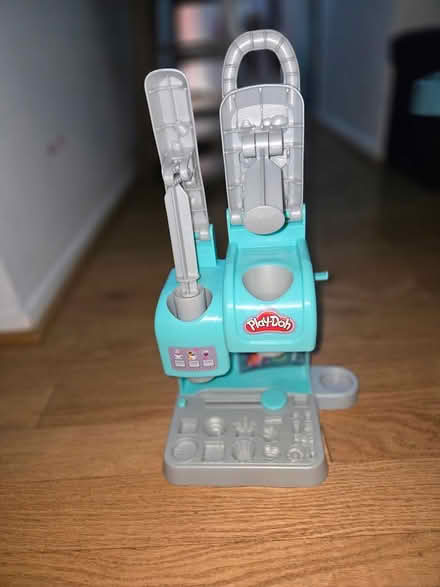 Photo of free Toys, clothes, & misc (Bowie) #1