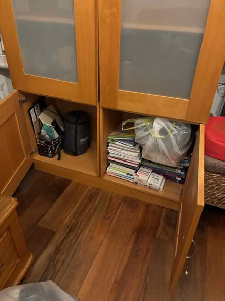 Photo of free Cabinet with glass door (Barnet EN5) #1