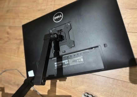 Photo of free Dell Monitor and atand (Lewisham SE13) #3