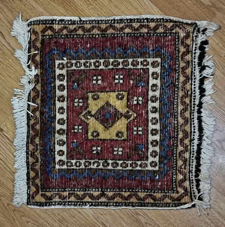 Photo of free Small Square Decorative Rug (Charlton SE7) #2