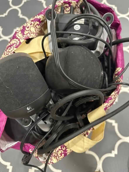 Photo of free Computer surround sound speakers (Potomac) #1