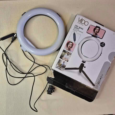Photo of free Small ring light (Boggart hill LS14) #1