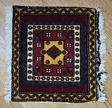 Photo of free Small Square Decorative Rug (Charlton SE7) #1