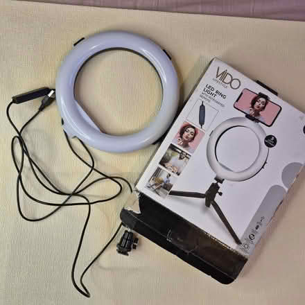 Photo of free Small ring light (Boggart hill LS14) #2