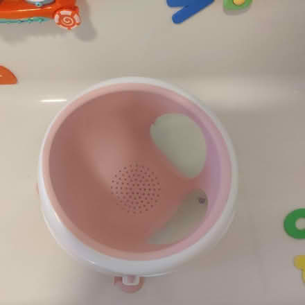 Photo of free Bath seat for sitting babies (Princes park, BN22) #2