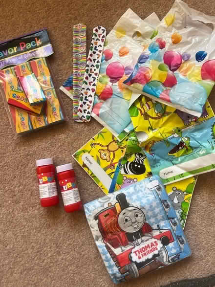 Photo of free Children’s party bags and favours (Northchurch HP4) #1
