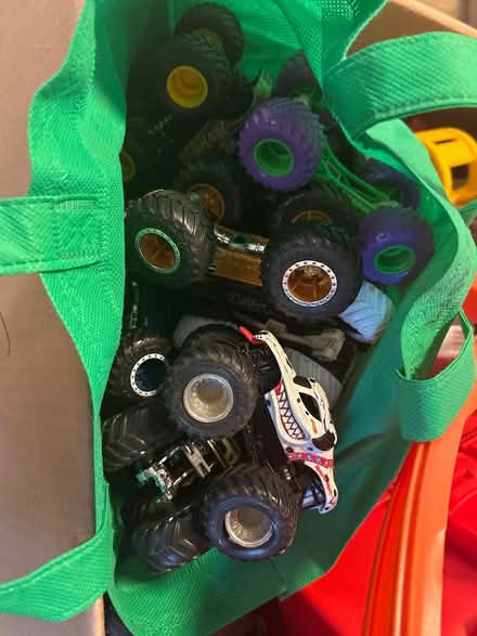 Photo of free Box of used toys (Thousand Oaks) #2