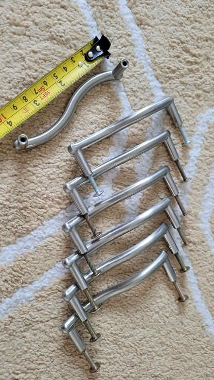 Photo of free Seven wavy kitchen cabinet/cupboard handles (Highworth SN6) #1