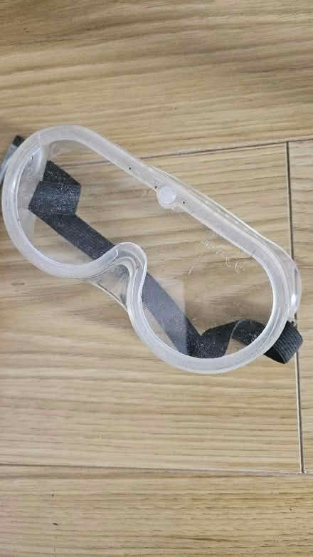 Photo of free Goggles (Cheshunt EN8) #1