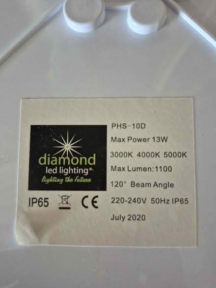 Photo of free LED bathroom/kitchen light (Nantmel LD1) #3