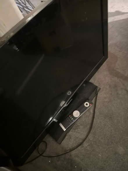 Photo of free Toshiba tv (Local N22) #2