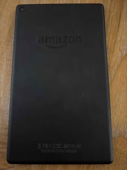 Photo of free Old Amazon Kindle (SW12) #2