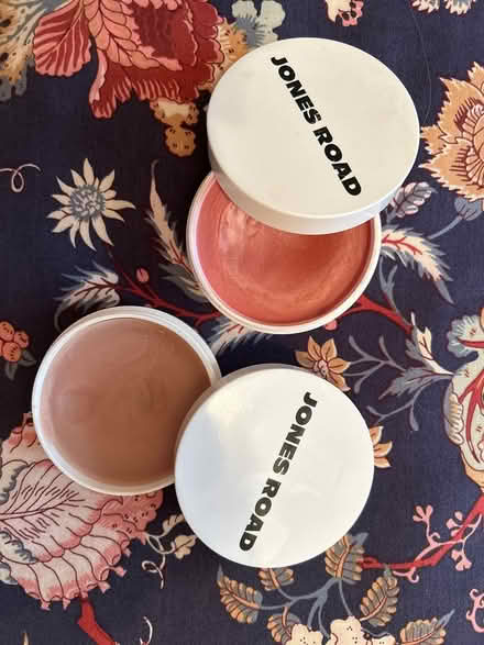 Photo of free Jones Road blush and highlighter (West Ridge - Peterson/Western) #2