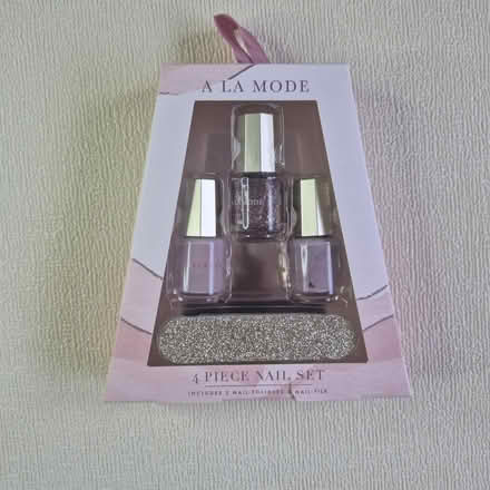 Photo of free Nail set (Boggart hill LS14) #1