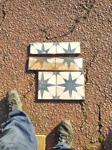 Photo of free Tile offcuts (Saint Leonards TN38) #1