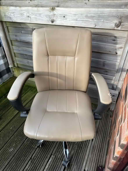 Photo of free Leather office chair (CH5) #1