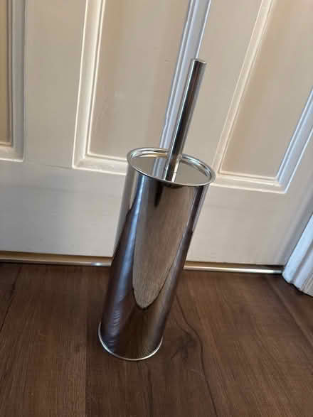 Photo of free UNUSED/CLEAN/AS NEW Toilet Brush (Catford South SE12) #1