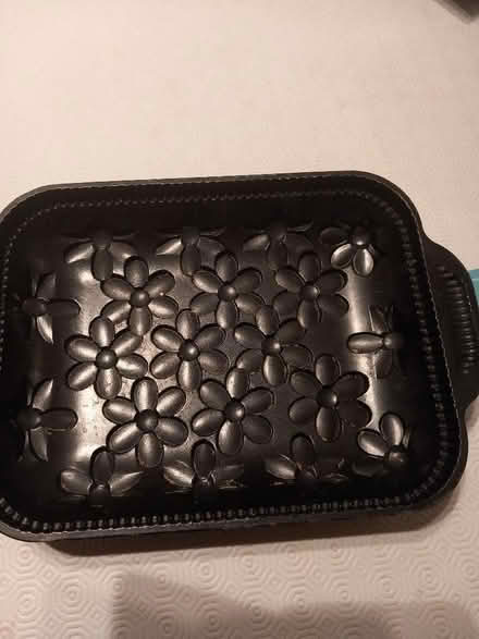 Photo of free Cake tin (Northcourt OX14) #1