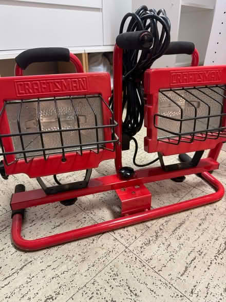 Photo of free Craftsman work lights (Cherry Chase Sunnyvale) #1