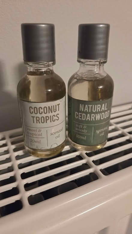 Photo of free Scented oil (CliftonM,YO30) #1