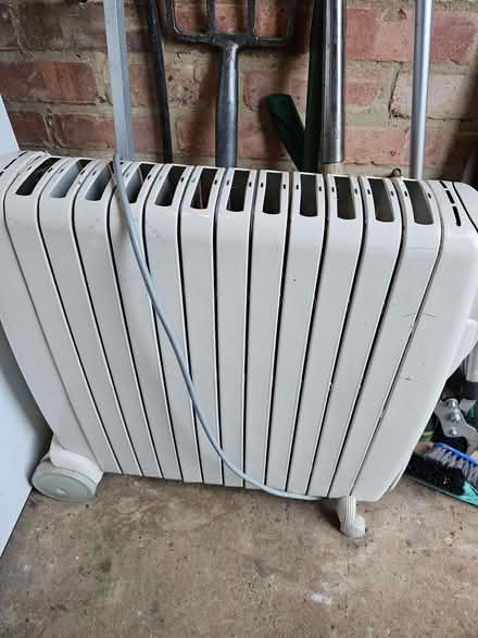 Photo of free Electric oil heater (Latchford SG11) #1